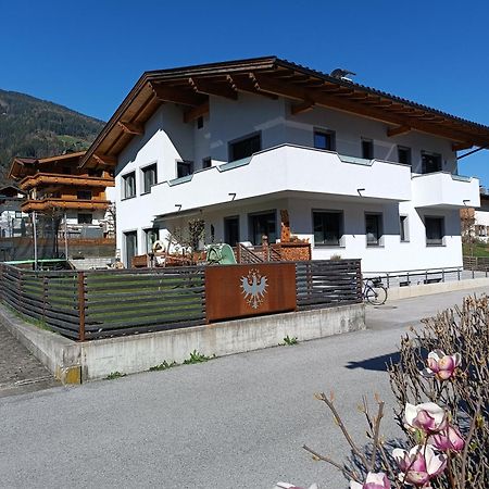 Schweinberger Sixtus Apartment Aschau Im Zillertal Bagian luar foto